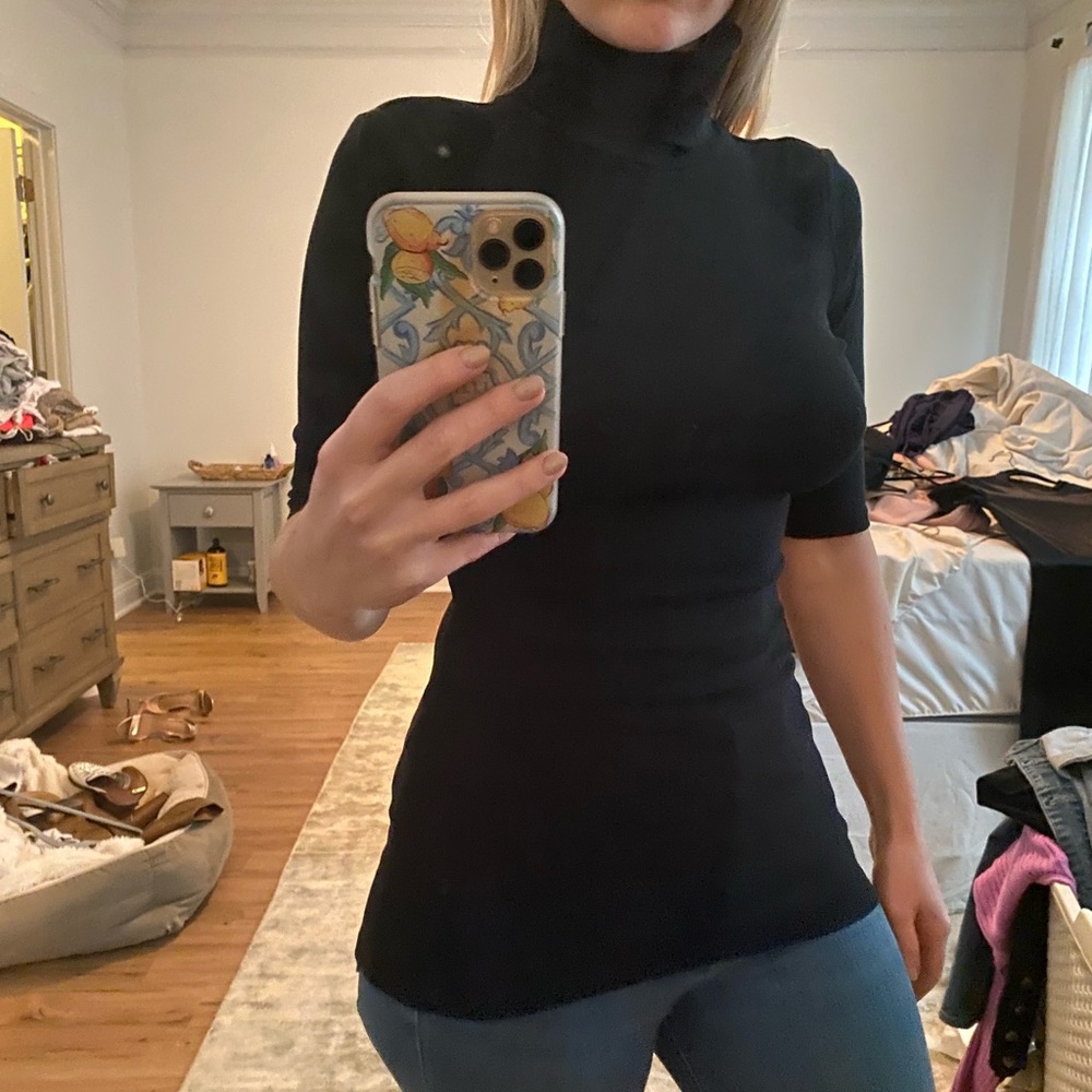 A New Day black short sleeve turtleneck size xsmall